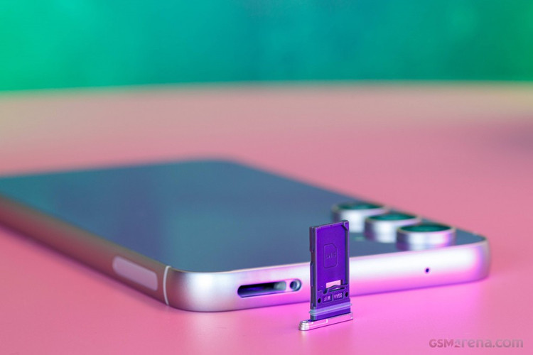 گوشی موبایل سامسونگ مدل Galaxy S23 FE دو سیم کارت ظرفیت 256 گیگابایت و رم 8 گیگابایت - ویتنام